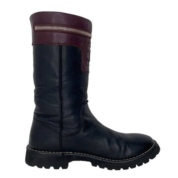 CHANEL BOOTS Black Leather Moto Engineer Italy Interlocking C Burgundy Zip 39.5 - Picture 5 of 16